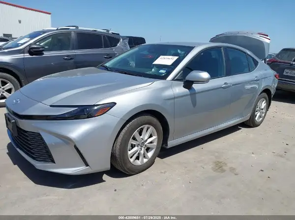 4T1DAACK5SU074314 2025 TOYOTA CAMRY - Image 2