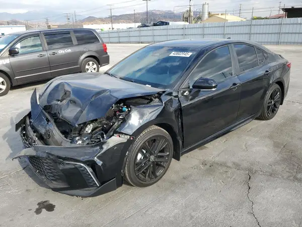 4T1DAACK5SU078167 2025 TOYOTA CAMRY - Image 1