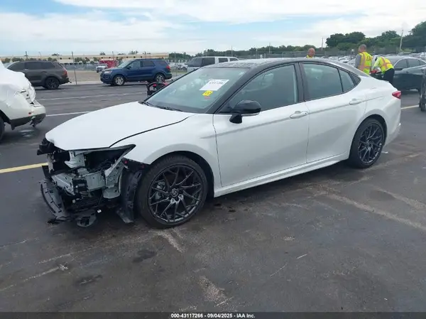4T1DAACK5SU079853 2025 TOYOTA CAMRY - Image 2