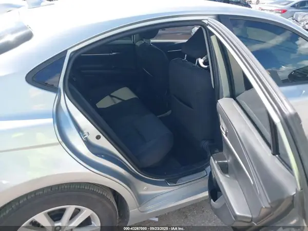4T1DAACK5SU081392 2025 TOYOTA CAMRY - Image 8