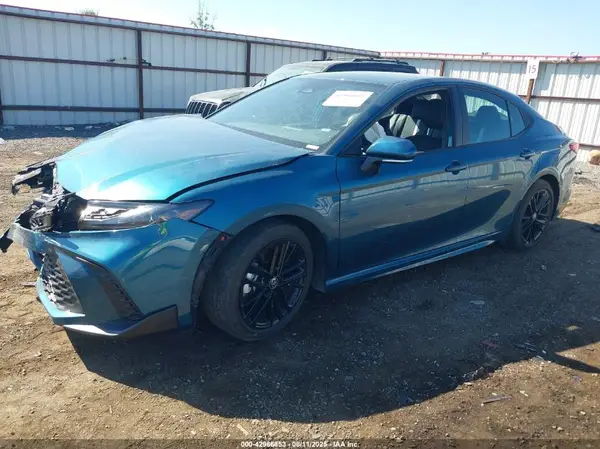 4T1DAACK5SU082204 2025 TOYOTA CAMRY - Image 2