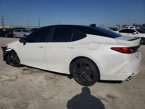 4T1DAACK5SU082381 2025 TOYOTA CAMRY - Image 2