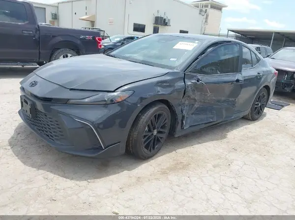 4T1DAACK5SU082414 2025 TOYOTA CAMRY - Image 2
