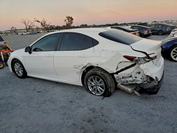 4T1DAACK5SU082672 2025 TOYOTA CAMRY - Image 2