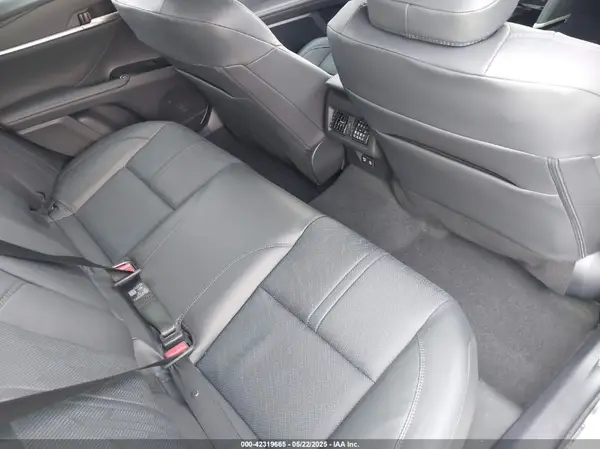 4T1DAACK5SU085426 2025 TOYOTA CAMRY - Image 8