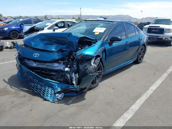 4T1DAACK5SU097995 2025 TOYOTA CAMRY - Image 2