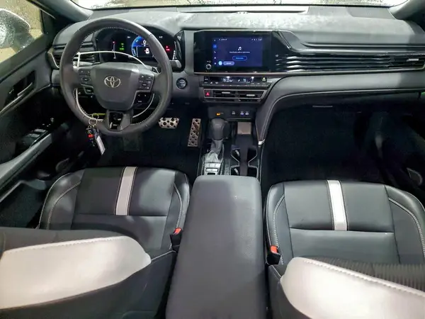 4T1DAACK5SU100393 2025 TOYOTA CAMRY - Image 8