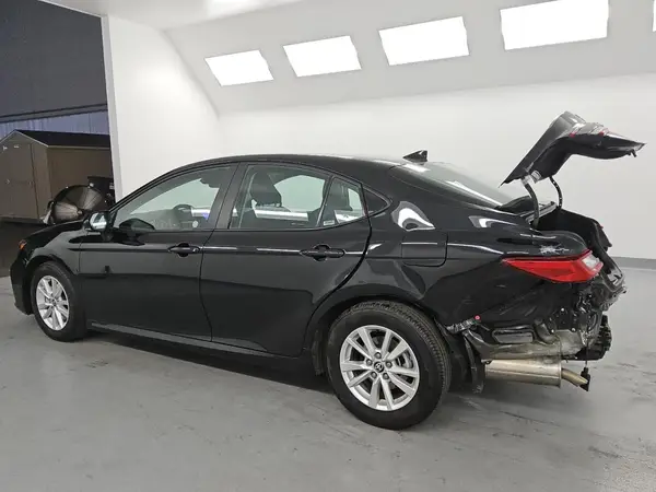 4T1DAACK5SU102094 2025 TOYOTA CAMRY - Image 2