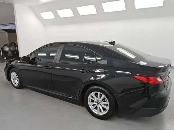 4T1DAACK5SU103696 2025 TOYOTA CAMRY - Image 2