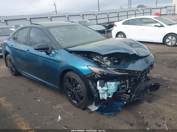 4T1DAACK5SU104671 2025 TOYOTA CAMRY - Image 1