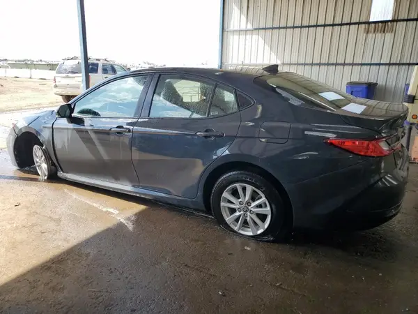 4T1DAACK5SU107537 2025 TOYOTA CAMRY - Image 2