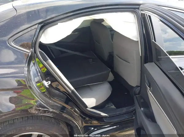 4T1DAACK5SU108929 2025 TOYOTA CAMRY - Image 8