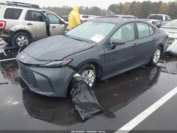 4T1DAACK5SU111765 2025 TOYOTA CAMRY - Image 2