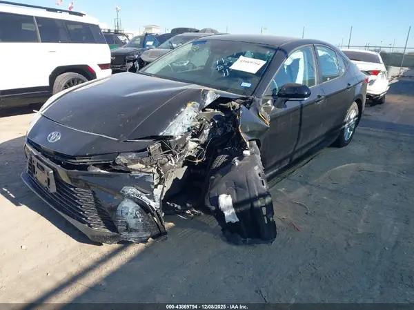 4T1DAACK5SU119512 2025 TOYOTA CAMRY - Image 2
