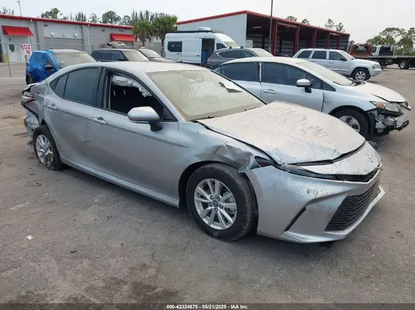 4T1DAACK5SU121762 2025 TOYOTA CAMRY - Image 1