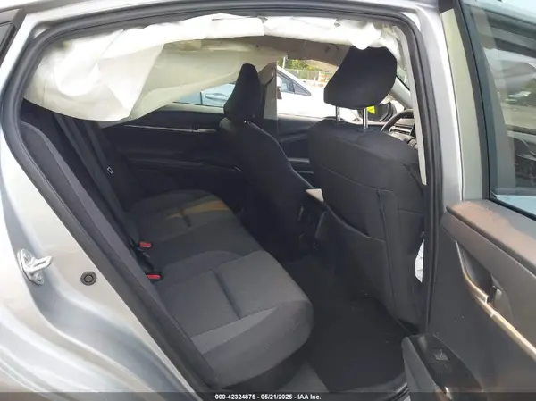 4T1DAACK5SU121762 2025 TOYOTA CAMRY - Image 8