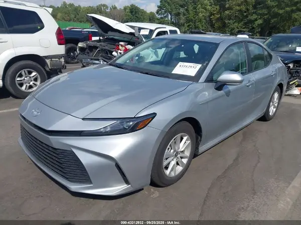 4T1DAACK5SU123320 2025 TOYOTA CAMRY - Image 2