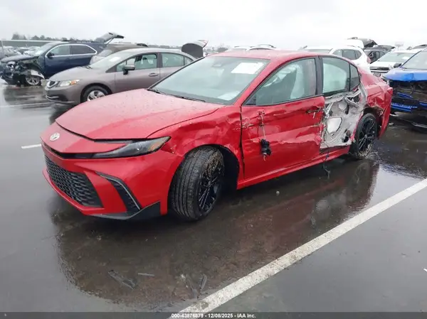 4T1DAACK5SU124693 2025 TOYOTA CAMRY - Image 2