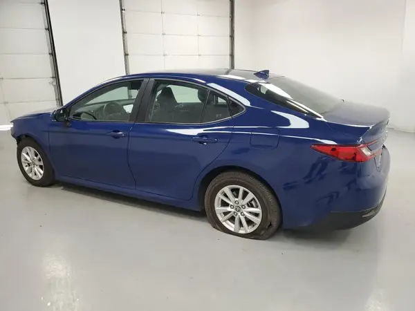 4T1DAACK5SU127089 2025 TOYOTA CAMRY - Image 2