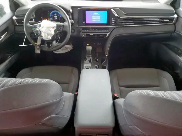 4T1DAACK5SU131434 2025 TOYOTA CAMRY - Image 8