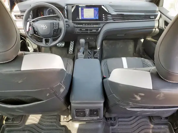 4T1DAACK5SU131577 2025 TOYOTA CAMRY - Image 8