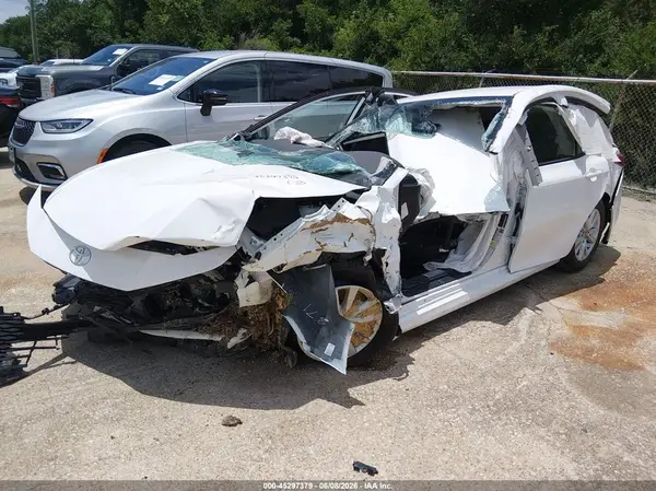 4T1DAACK5SU132177 2025 TOYOTA CAMRY - Image 2