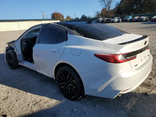 4T1DAACK5SU134009 2025 TOYOTA CAMRY - Image 2