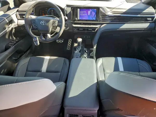 4T1DAACK5SU134124 2025 TOYOTA CAMRY - Image 8