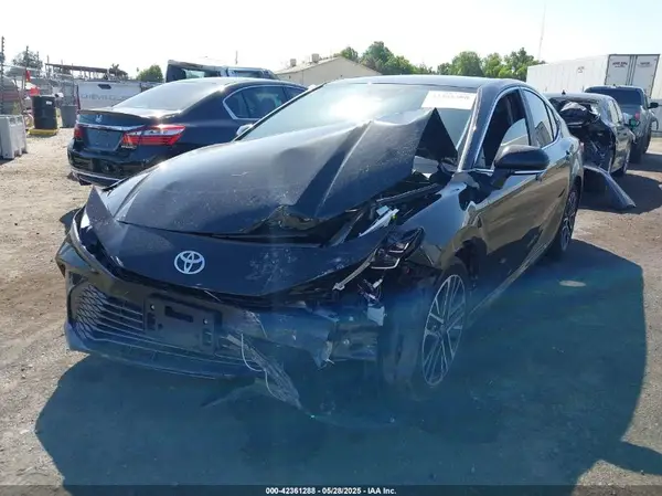 4T1DAACK5SU134320 2025 TOYOTA CAMRY - Image 2