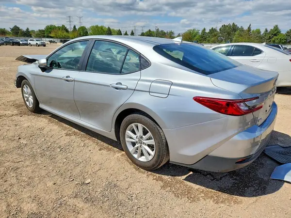 4T1DAACK5SU134768 2025 TOYOTA CAMRY - Image 2