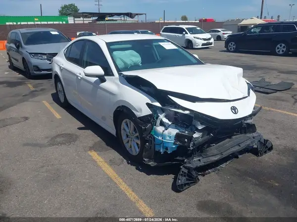 4T1DAACK5SU135077 2025 TOYOTA CAMRY - Image 1
