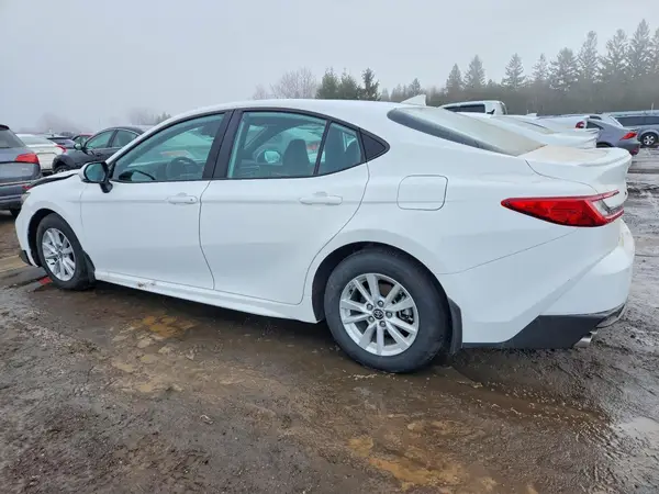 4T1DAACK5SU137220 2025 TOYOTA CAMRY - Image 2