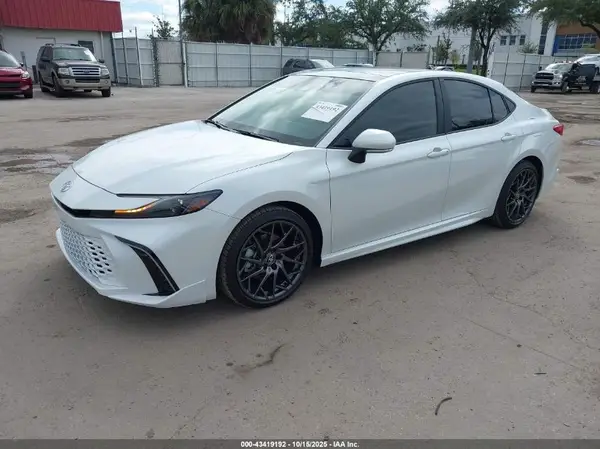 4T1DAACK5SU137623 2025 TOYOTA CAMRY - Image 2