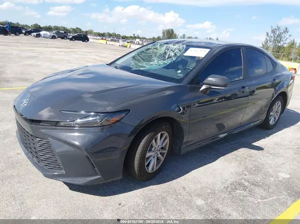 4T1DAACK5SU139047 2025 TOYOTA CAMRY - Image 2