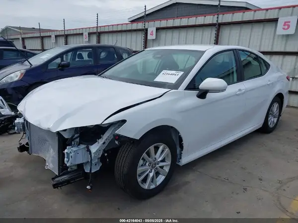 4T1DAACK5SU140182 2025 TOYOTA CAMRY - Image 2