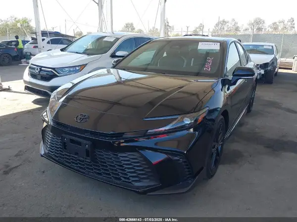 4T1DAACK5SU140327 2025 TOYOTA CAMRY - Image 2