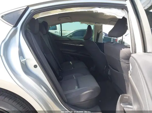 4T1DAACK5SU140960 2025 TOYOTA CAMRY - Image 8