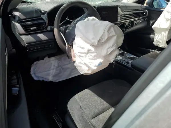 4T1DAACK5SU141400 2025 TOYOTA CAMRY - Image 8