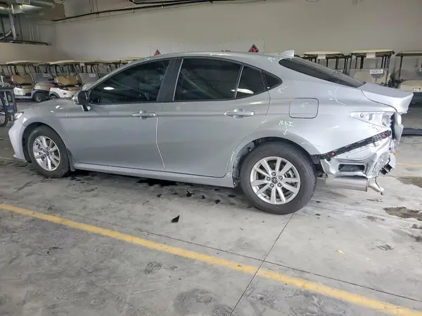 4T1DAACK5SU146628 2025 TOYOTA CAMRY - Image 2
