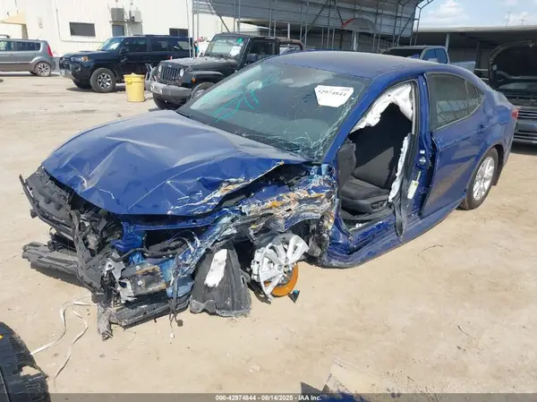 4T1DAACK5SU148167 2025 TOYOTA CAMRY - Image 2