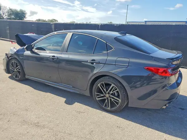 4T1DAACK5SU148976 2025 TOYOTA CAMRY - Image 2