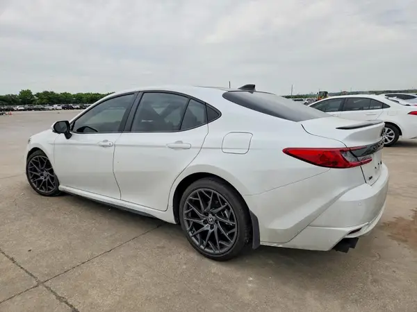 4T1DAACK5SU154423 2025 TOYOTA CAMRY - Image 2