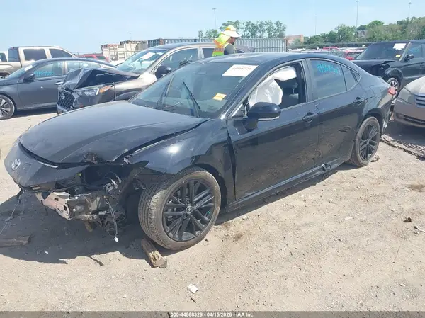 4T1DAACK5SU154602 2025 TOYOTA CAMRY - Image 2