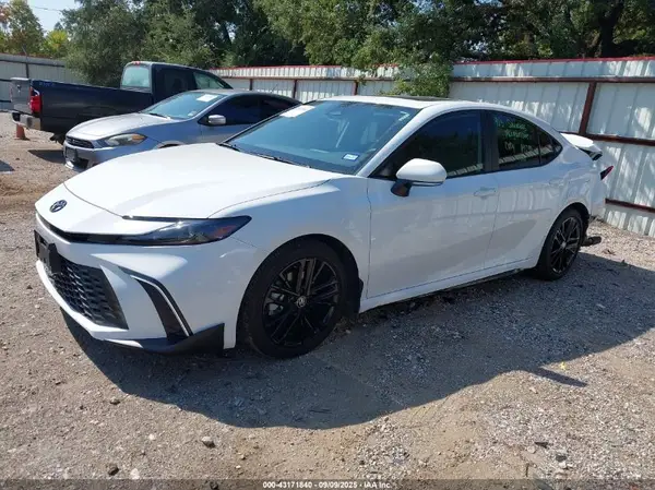 4T1DAACK5SU166605 2025 TOYOTA CAMRY - Image 2