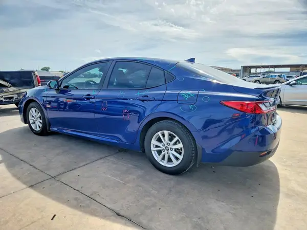 4T1DAACK5SU178866 2025 TOYOTA CAMRY - Image 2