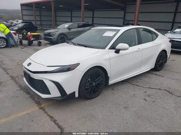 4T1DAACK5SU182576 2025 TOYOTA CAMRY - Image 2
