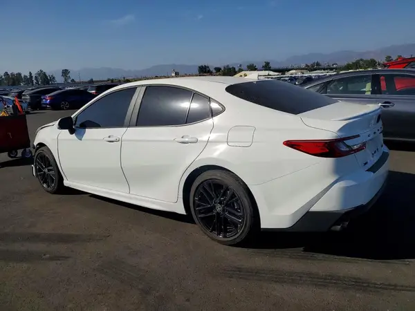 4T1DAACK5SU183971 2025 TOYOTA CAMRY - Image 2
