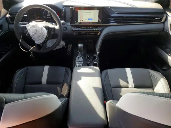 4T1DAACK5SU183971 2025 TOYOTA CAMRY - Image 8
