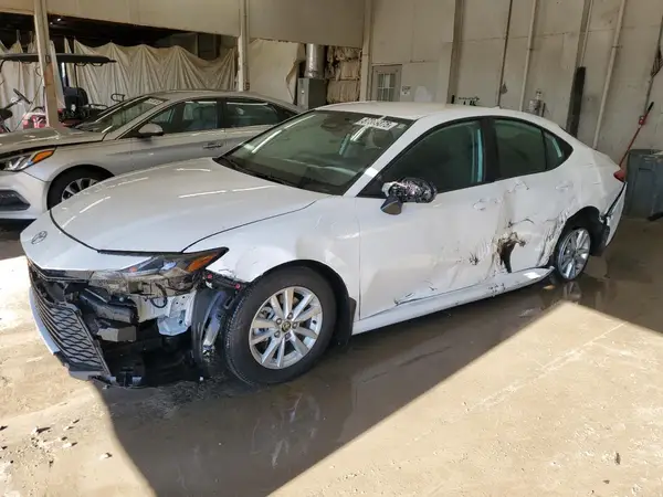 4T1DAACK5SU187440 2025 TOYOTA CAMRY - Image 1