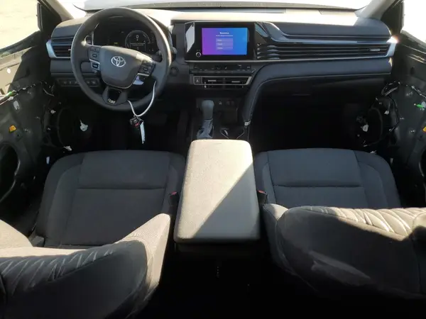 4T1DAACK5SU187552 2025 TOYOTA CAMRY - Image 8